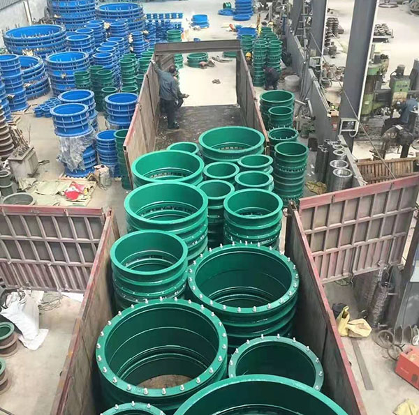 剛性防水套管發貨現場